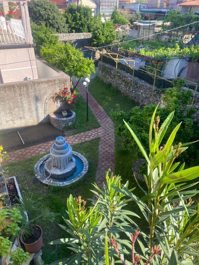 Gather Inn Guest House Szkodra Zewnętrze zdjęcie